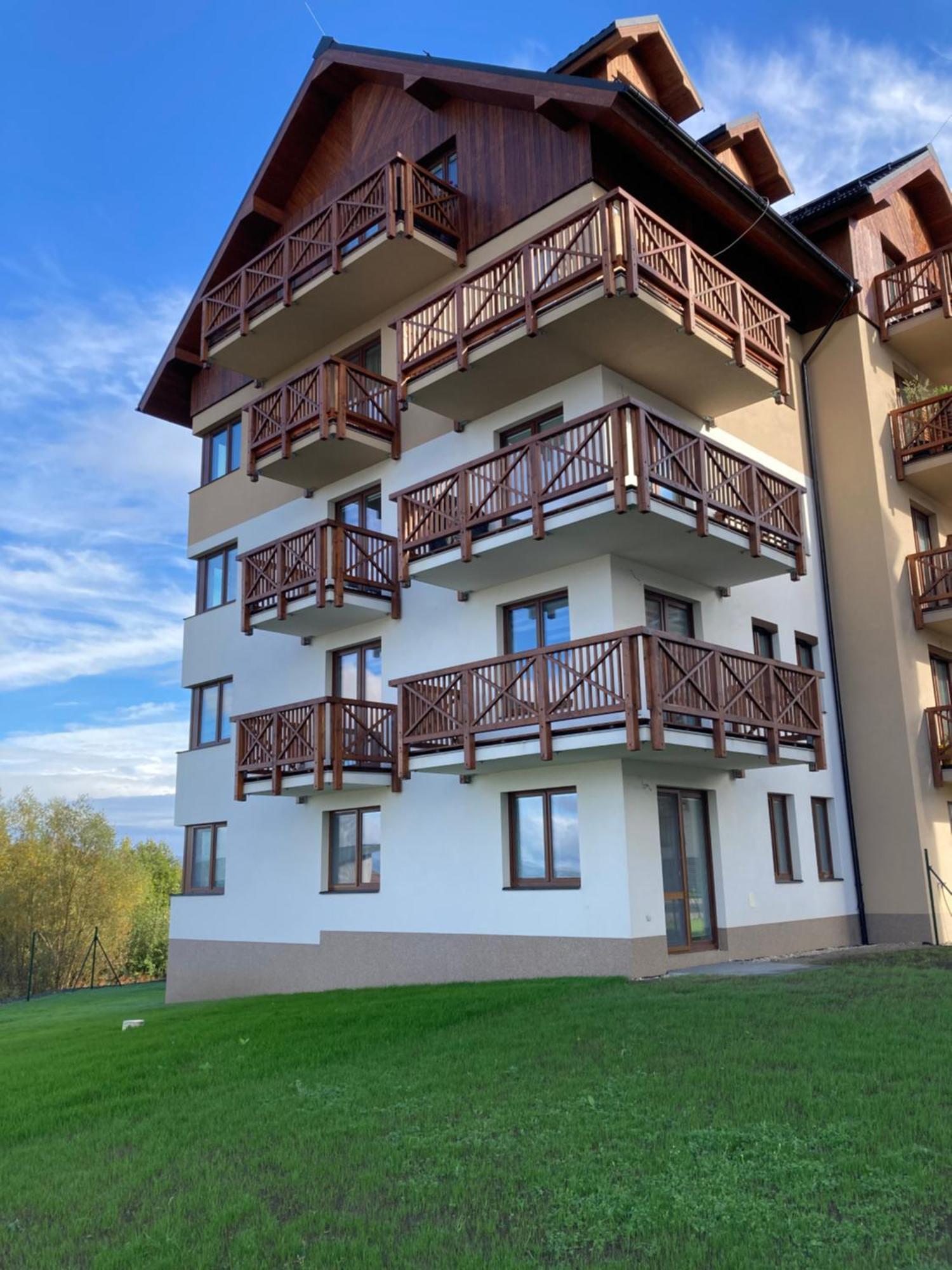 696 Pod Jestedem Apartment